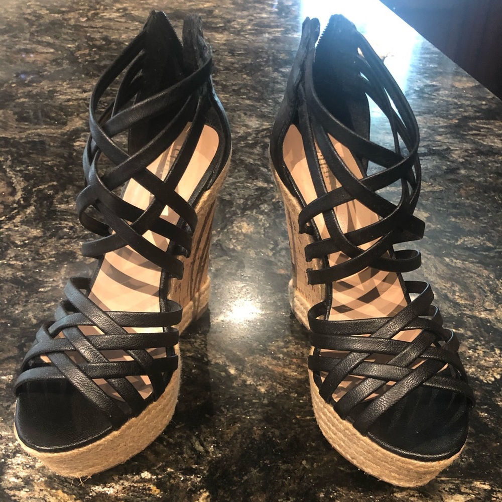 Charles by Charles David gladiator wedge Sz 7.5